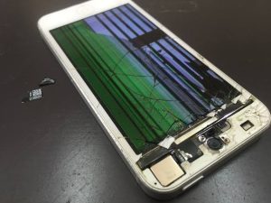 iPhone　画面修理